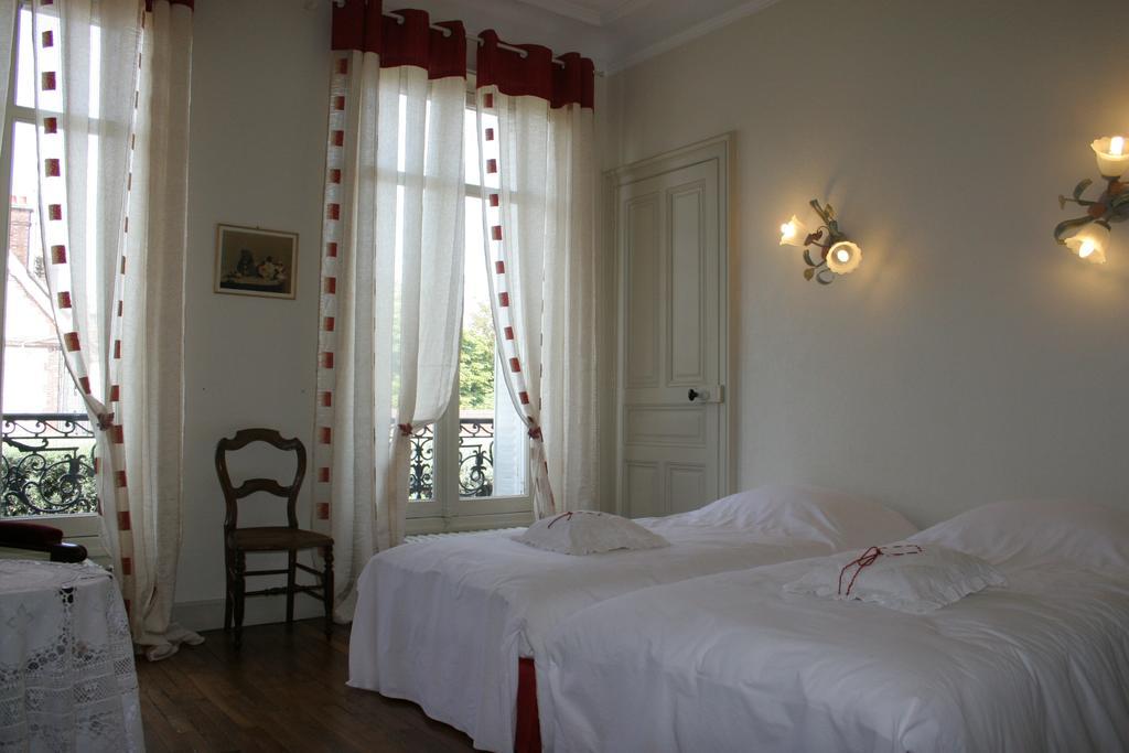 טרואה Chambre D'Hotes L'Ambroise מראה חיצוני תמונה