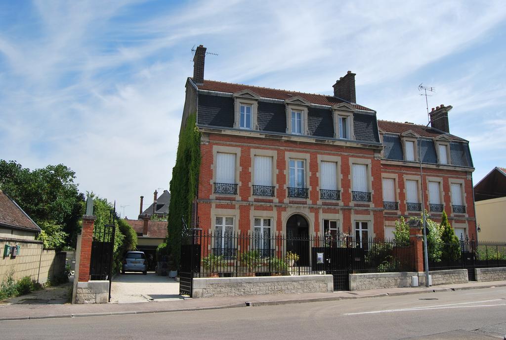 טרואה Chambre D'Hotes L'Ambroise מראה חיצוני תמונה