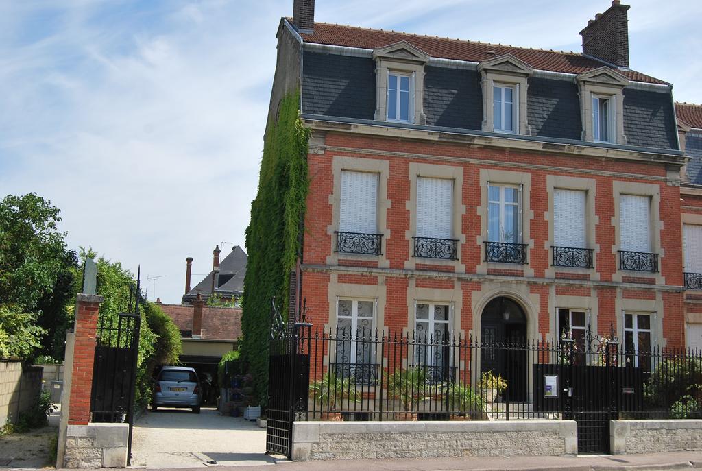 טרואה Chambre D'Hotes L'Ambroise מראה חיצוני תמונה